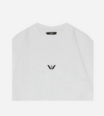Close up view of Signature White Oversize T-Shirt with middle Verso Parnell logo
https://versoparnell.com/