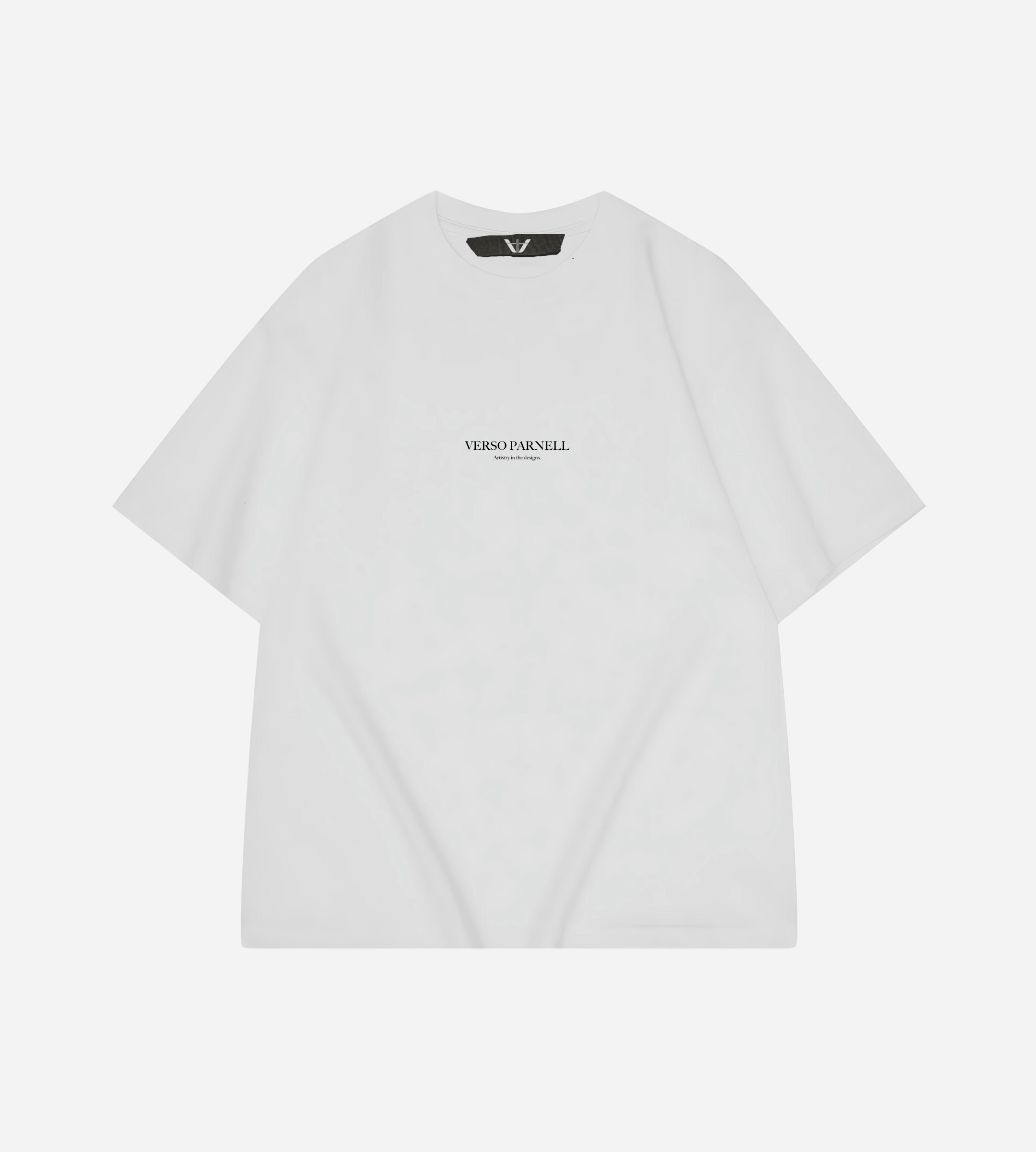 Front view of Signature White Oversize T-Shirt with middle Verso Parnell logo

https://versoparnell.com/