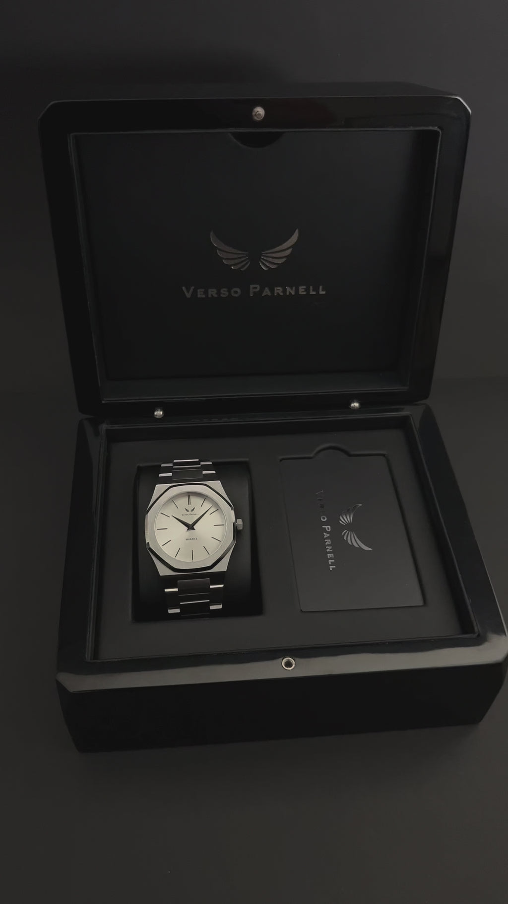 ARIA Classic – Silver Stainless Steel Quartz Timepiece